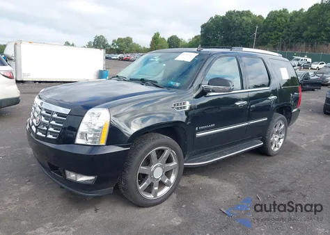 2009 Cadillac Escalade Standard z USA, uszkodzony, nr VIN 1GYFK23259R157099